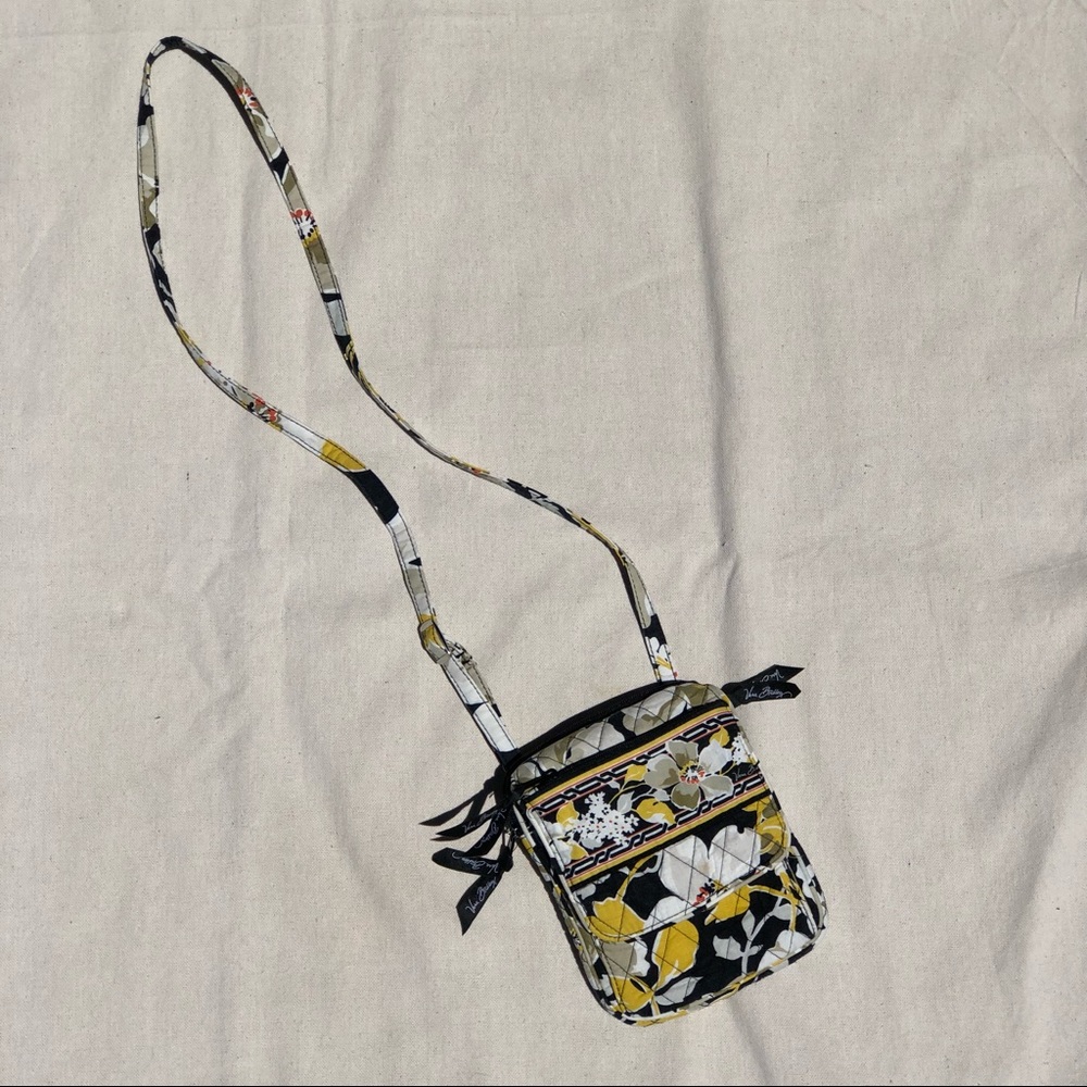 ❌SOLD❌Vera Bradley Small Crossbody Bag